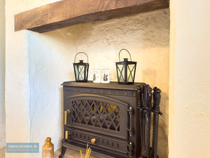 Sitting Room- click for photo gallery